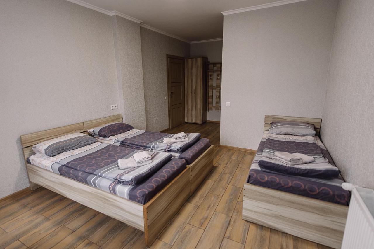 Brooklyn 2 Hotel Yablunytsya Eksteriør billede
